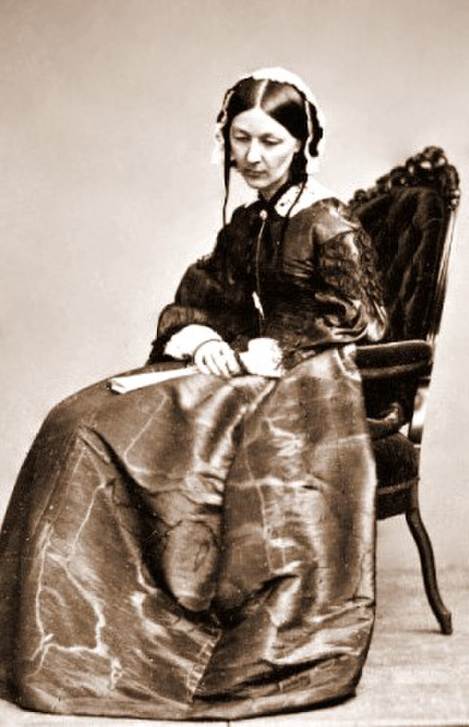 Carte de visite photograph of Florence Nightingale by Kilburn, c. 1854